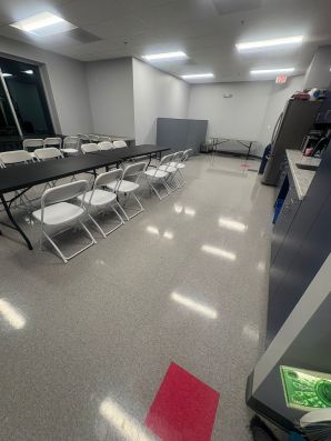 Floor Stripping and Waxing in Arlington, VA (2)